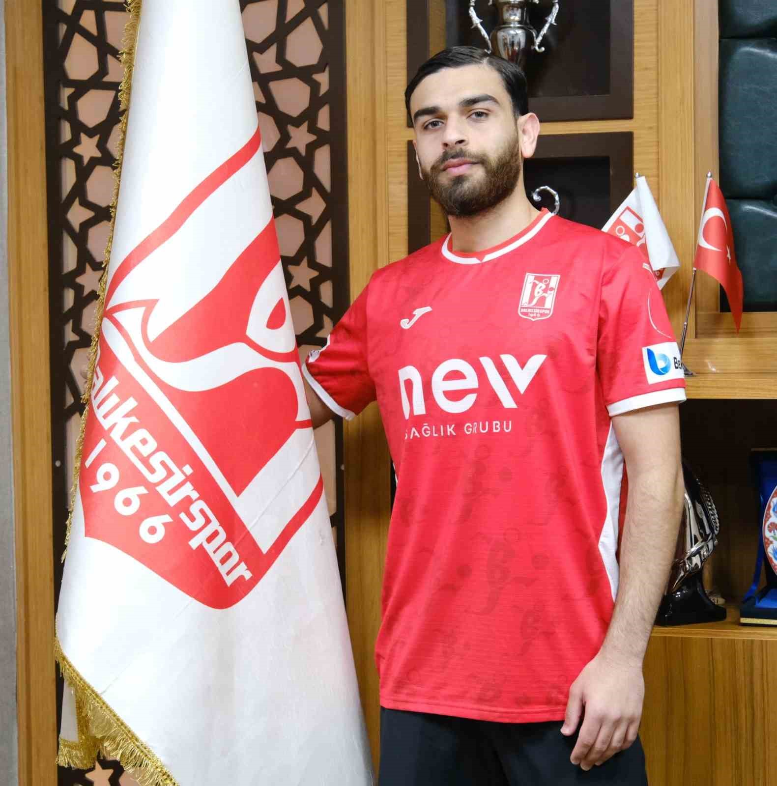 Balıkesirspor Muhammed Resul Yıldırım ve Mehmet Emre Yar’a imza attırdı