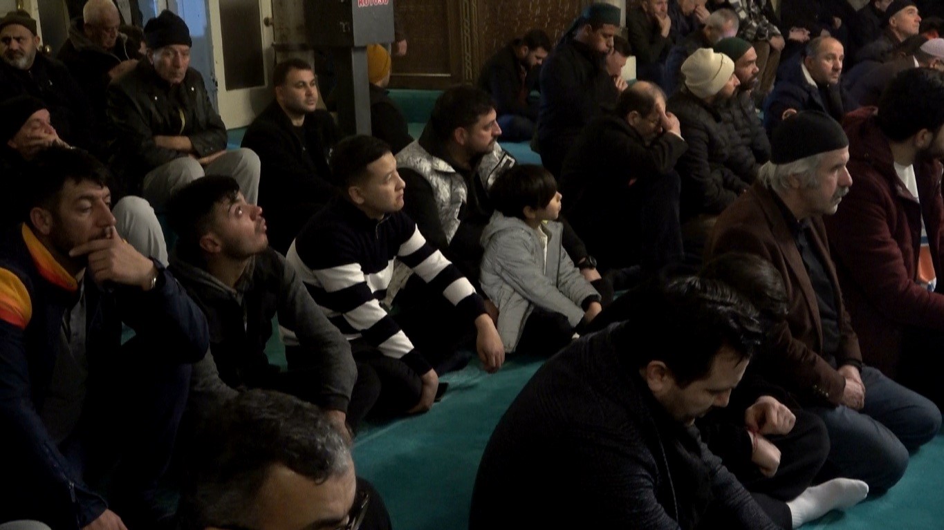 Miraç Kandili’nde Antalya’da camiler doldu