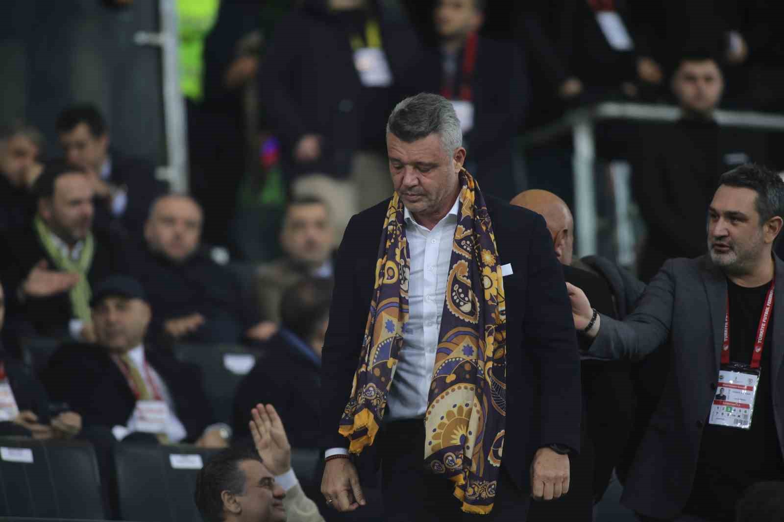 Turkcell Süper Kupa: Fenerbahçe: 1 - Samsunspor: 0 (Maç devam ediyor)