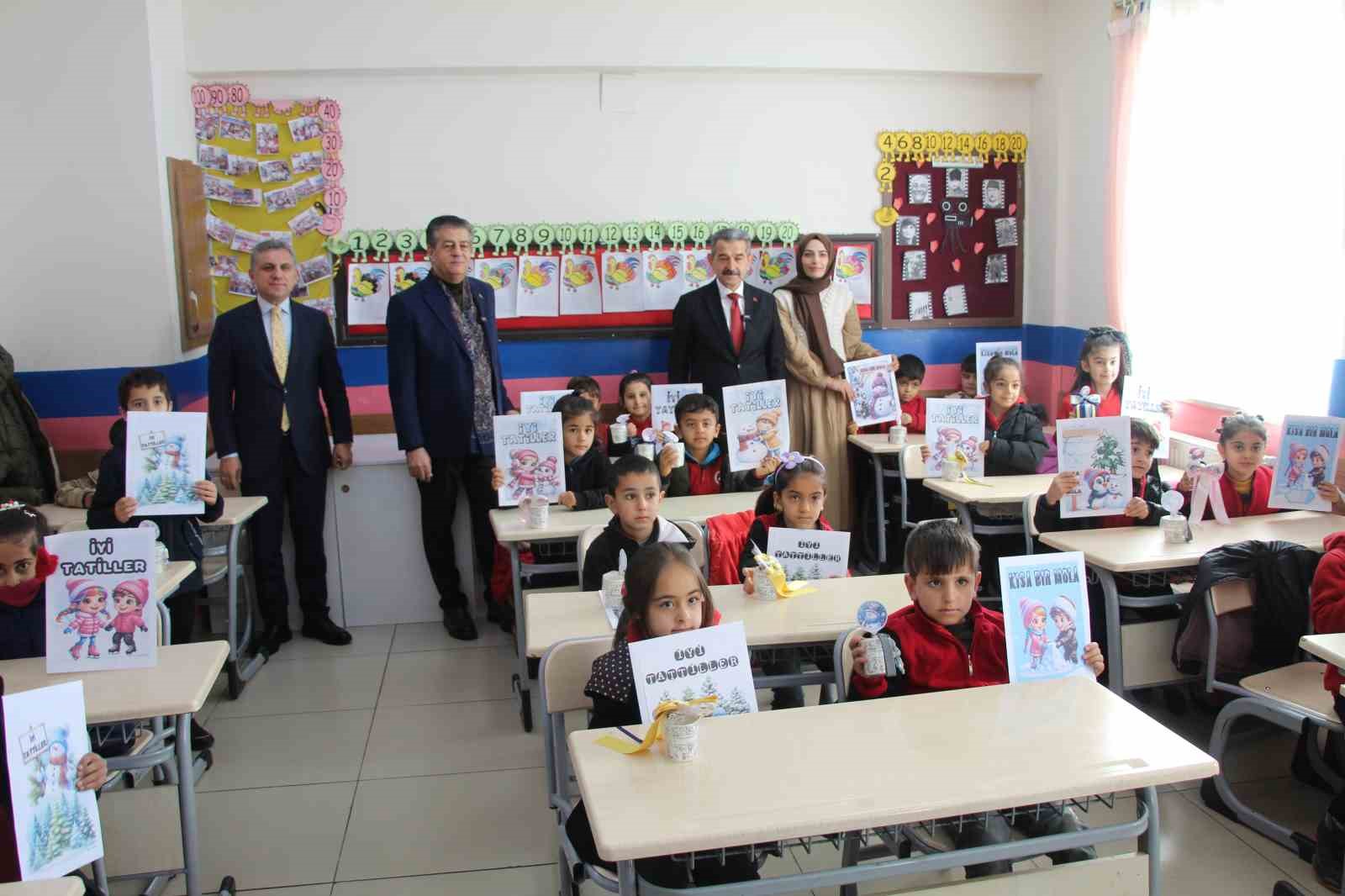 Şırnak’ta 144 bin öğrenci karne aldı