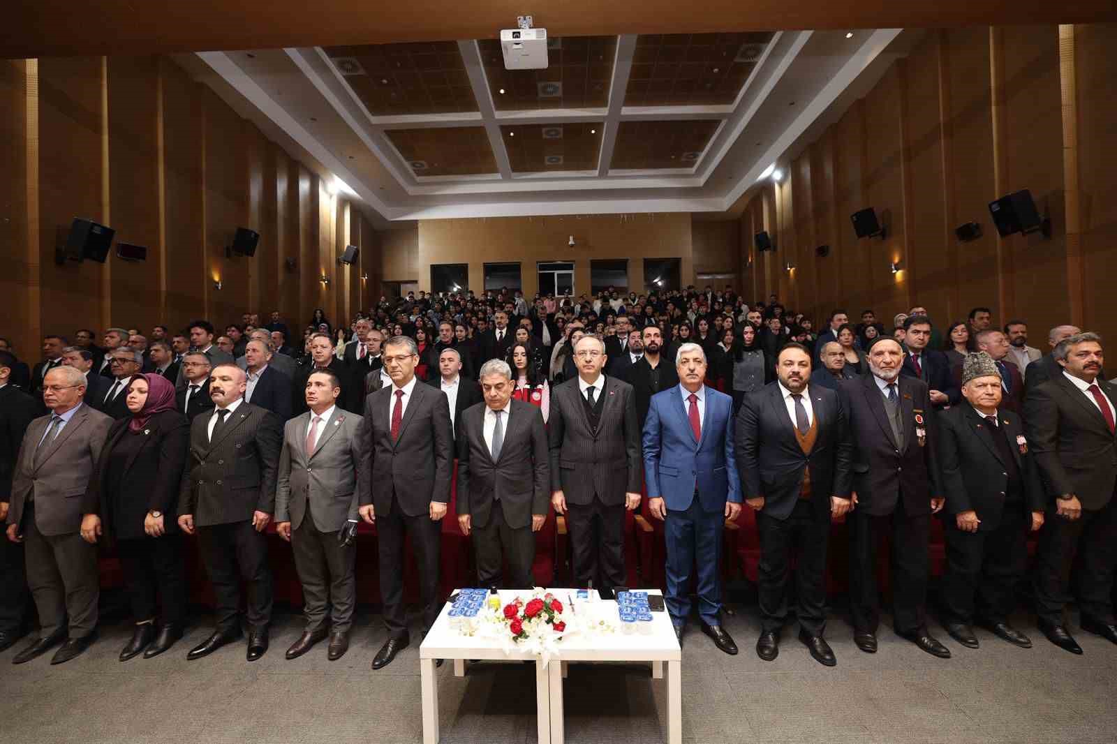 Yahya Kaptan, Dilovası’nda anıldı