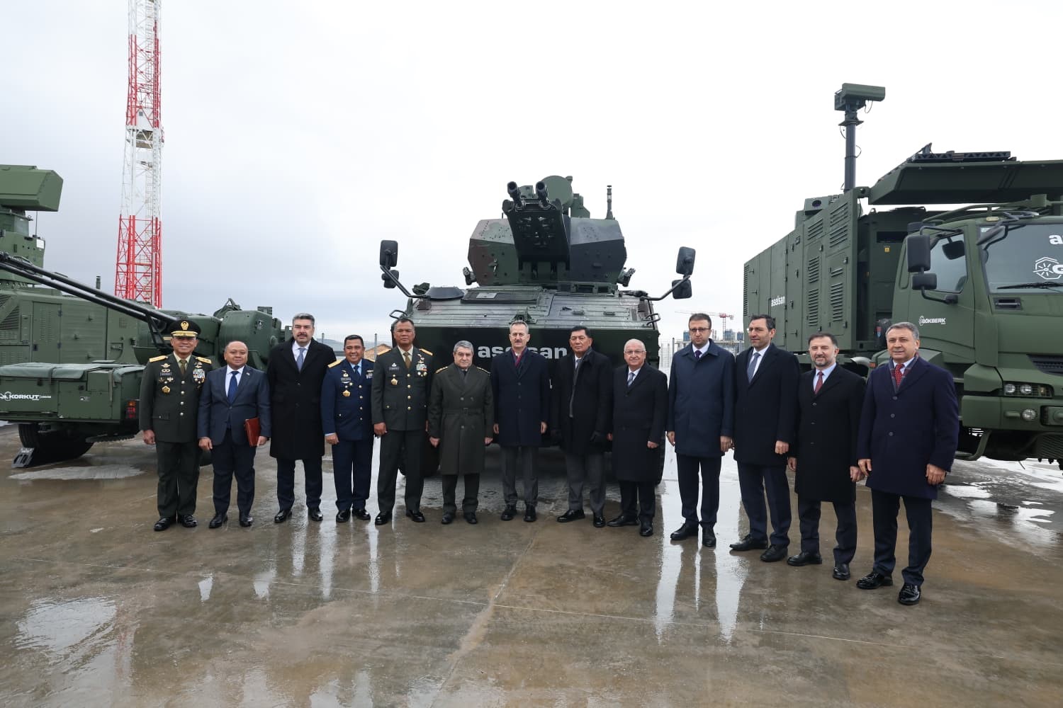 Milli Savunma Bakanı Güler ve Endonezyalı mevkidaşı Sjamsoeddin ile ASELSAN’a ziyaret