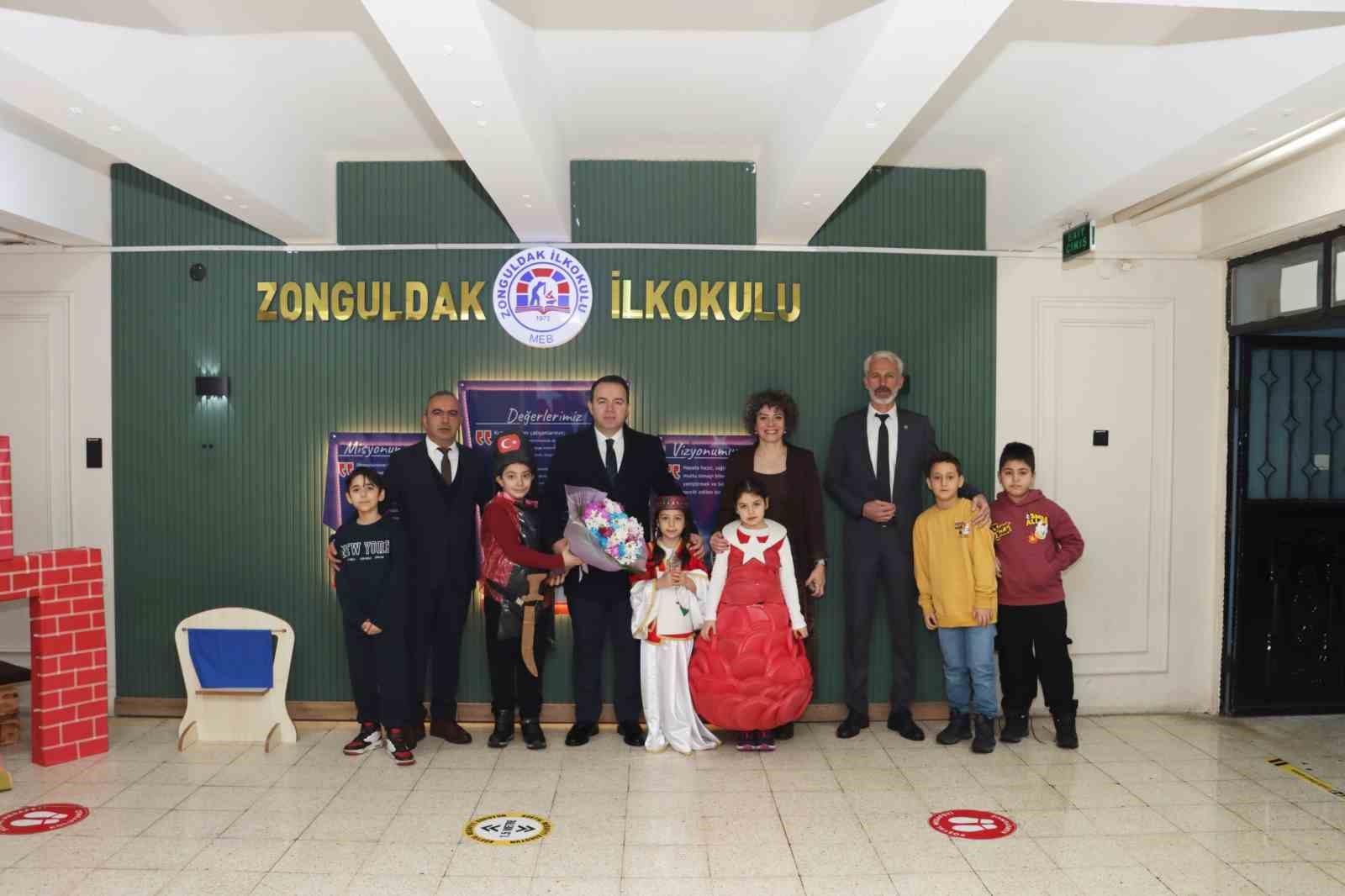 Minik öğrenciler su verimliliği ve sıfır atık projelerini sergiledi