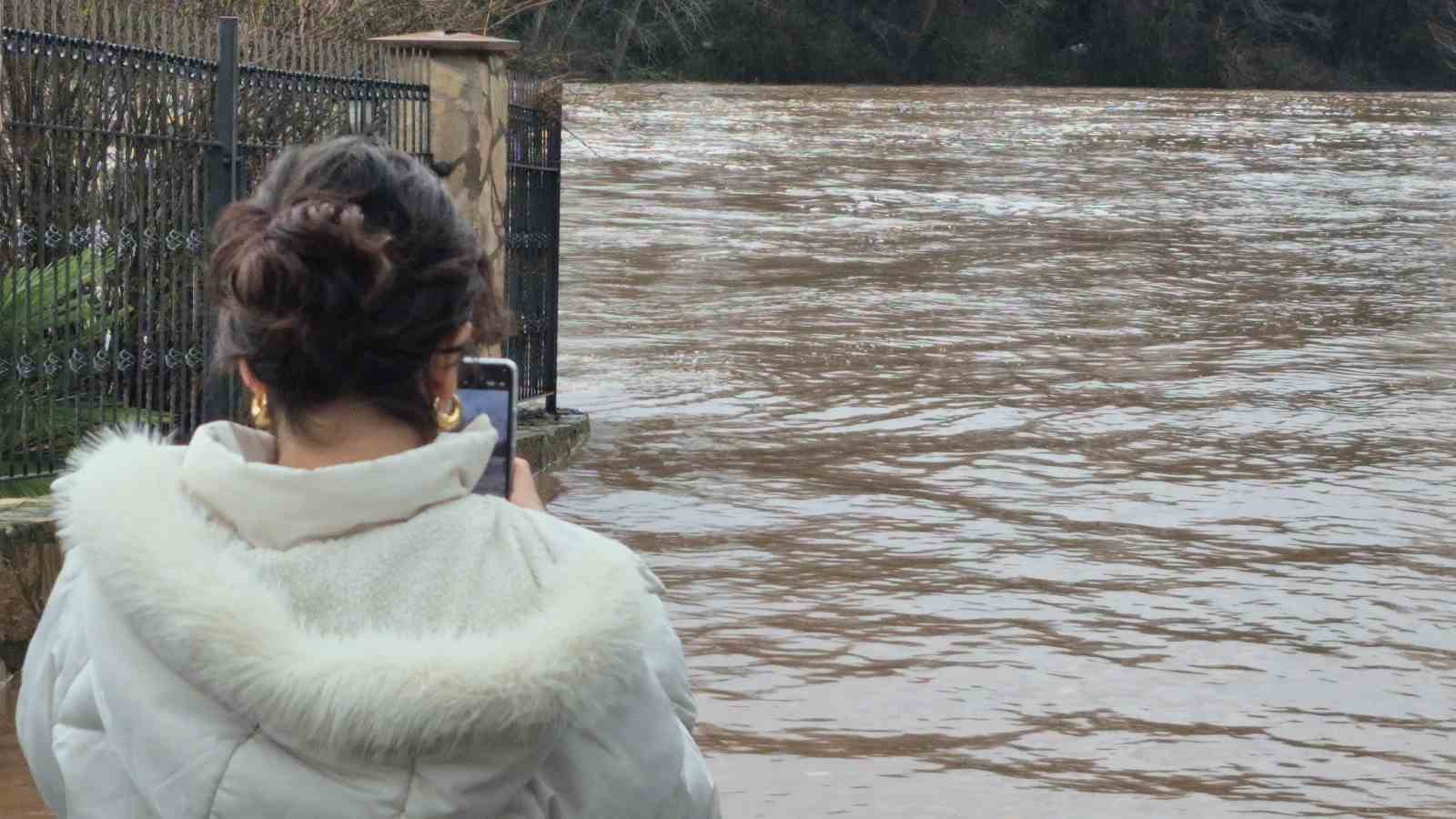 Bartın Irmağı taştı