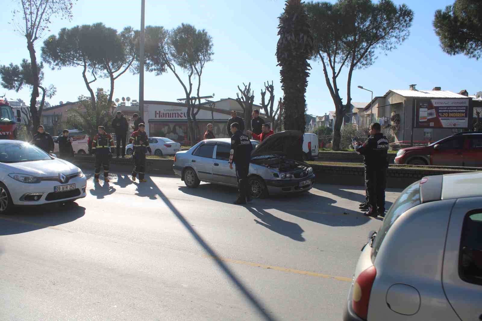 Minibüs ile otomobil çarpıştı: 1 yaralı