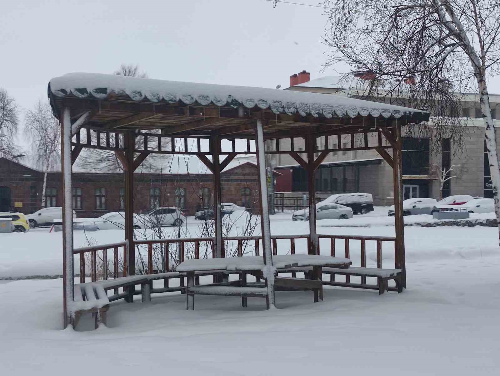 Ardahan’da 45 köy yolu ulaşıma kapandı