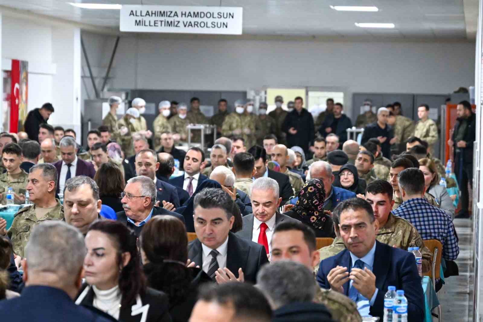 Kırklareli’nde şehit aileleri ve gaziler gönül sofrasında buluştu