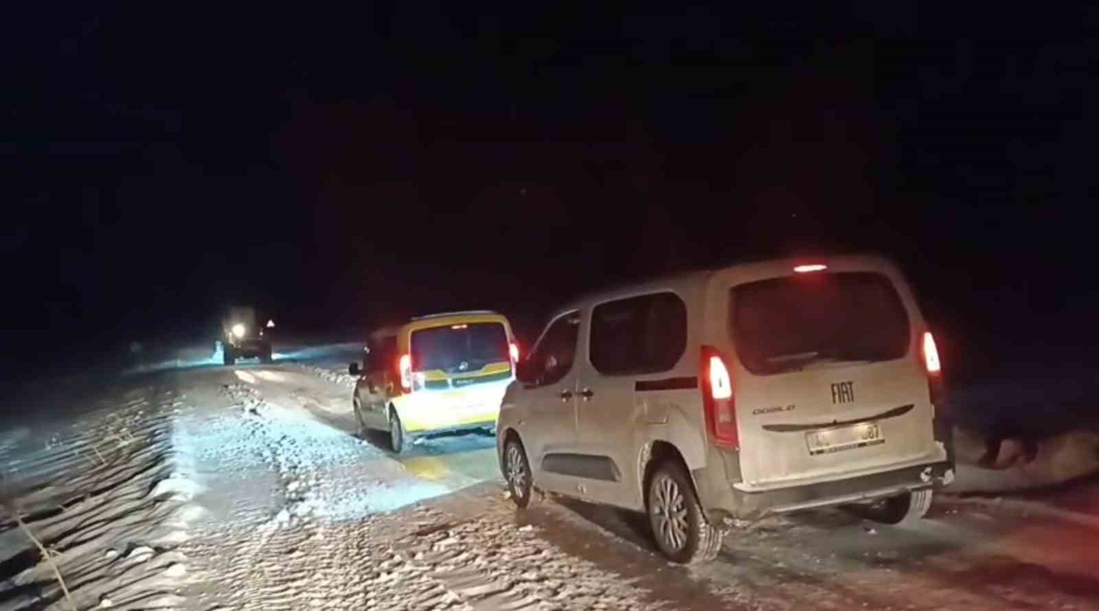 Malatya Büyükşehir Belediyesinin karla mücadele çalışmaları devam ediyor