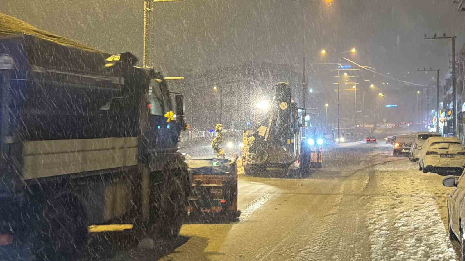 Düzce’nin yüksek kesimlerinde kar kalınlığı 10 santimetreye ulaştı