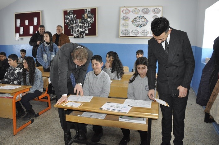 Bulanık’ta 17 bin öğrenci karne aldı