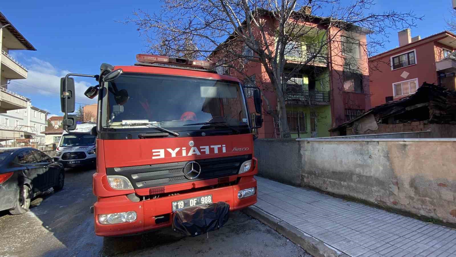 Çorum’da metruk binada korkutan yangın