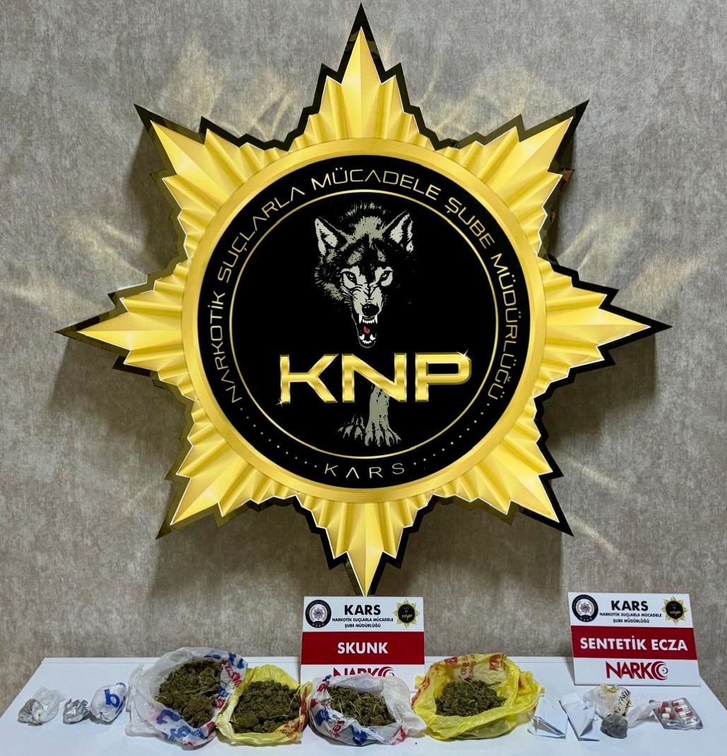 Sarıkamış’ta uyuşturucu taciri 5 kişi tutuklandı