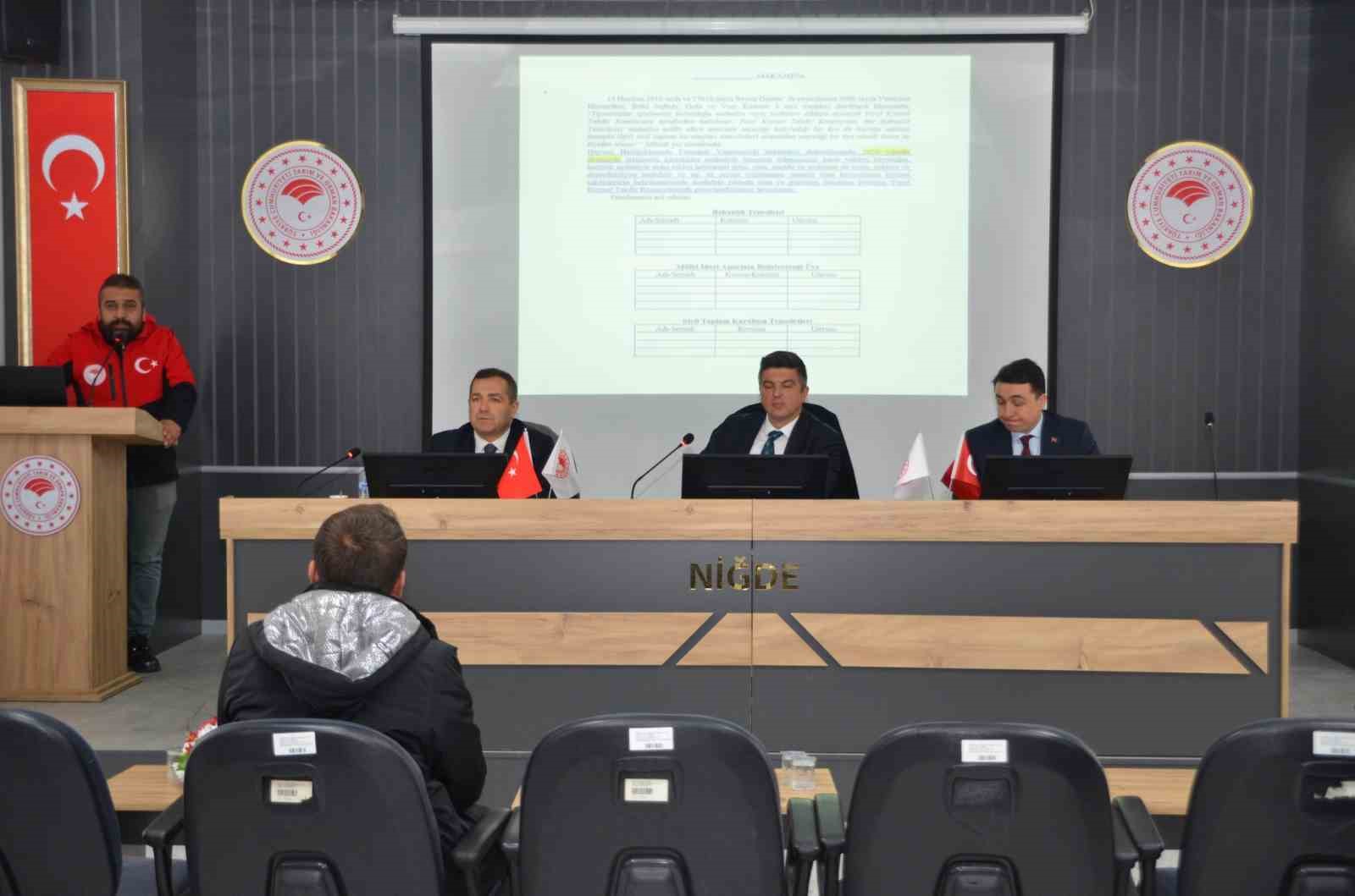 Niğde’de hayvan sağlığı eğitim toplantısı düzenlendi