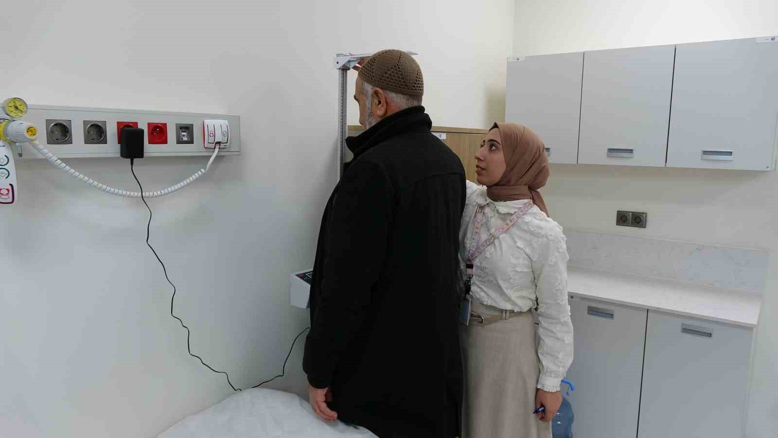 53 yıllık tiryaki, 70’inden sonra sigaradan kurtuldu