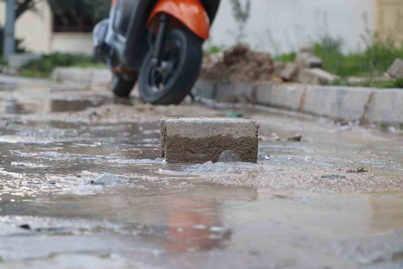 Denizli’de 258 dairelik sitenin altyapı sorununa yıllardır çözüm bulunamıyor