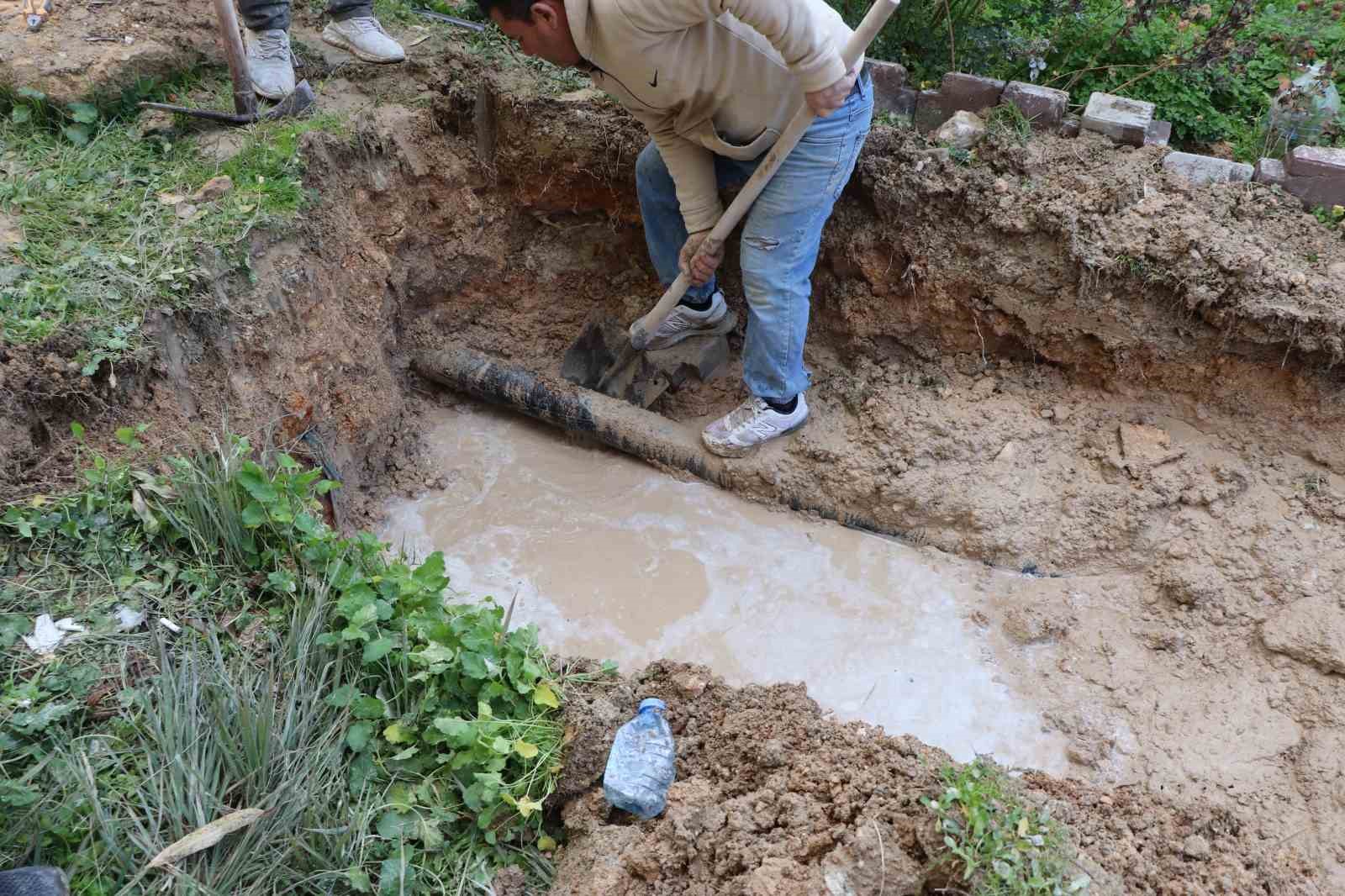 Denizli’de 258 dairelik sitenin altyapı sorununa yıllardır çözüm bulunamıyor