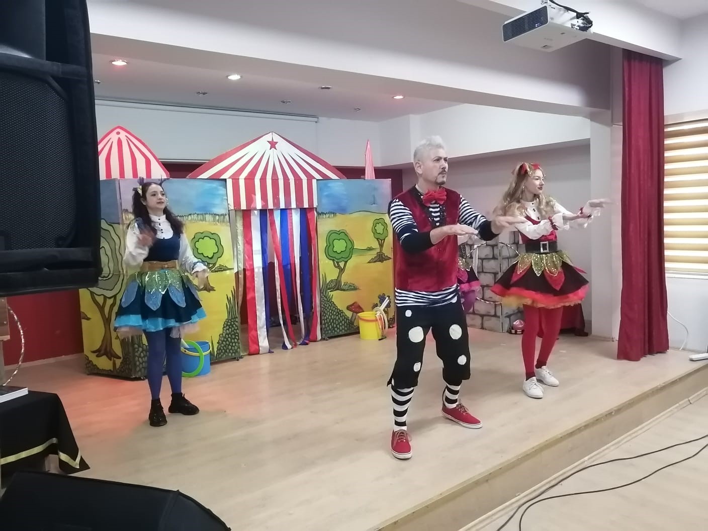 Kastamonu’da öğrenciler karne sevinci yaşadı