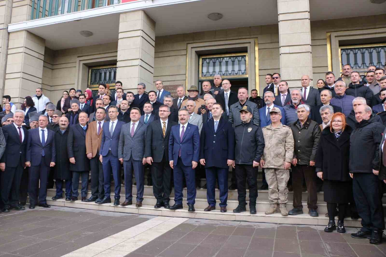 Vali Hüseyin Aksoy, görev süresinin dolmasıyla valilik makamından ayrıldı