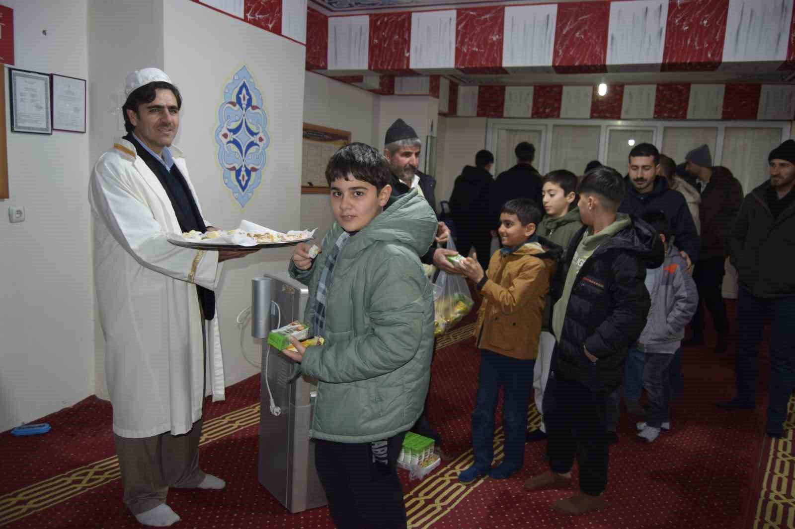 Dicle’de Miraç Kandili dualarla idrak edildi