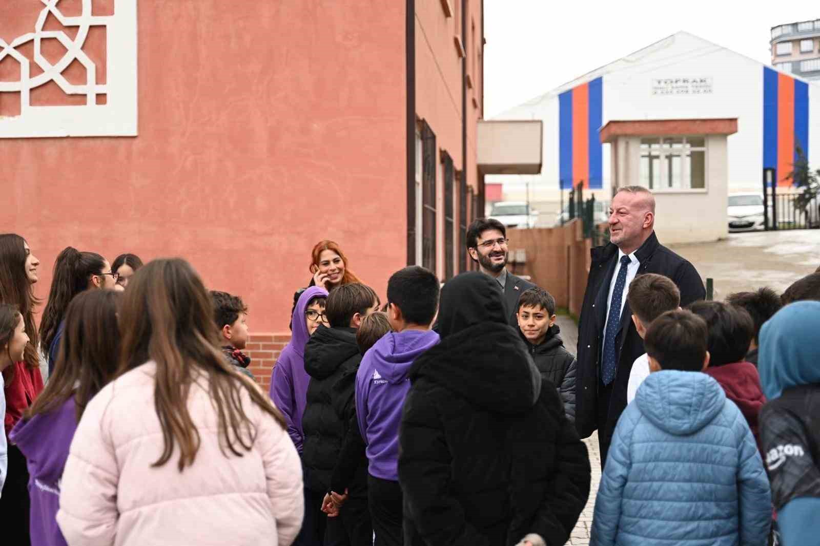 Başkan Karabatı’dan eğitime tam destek