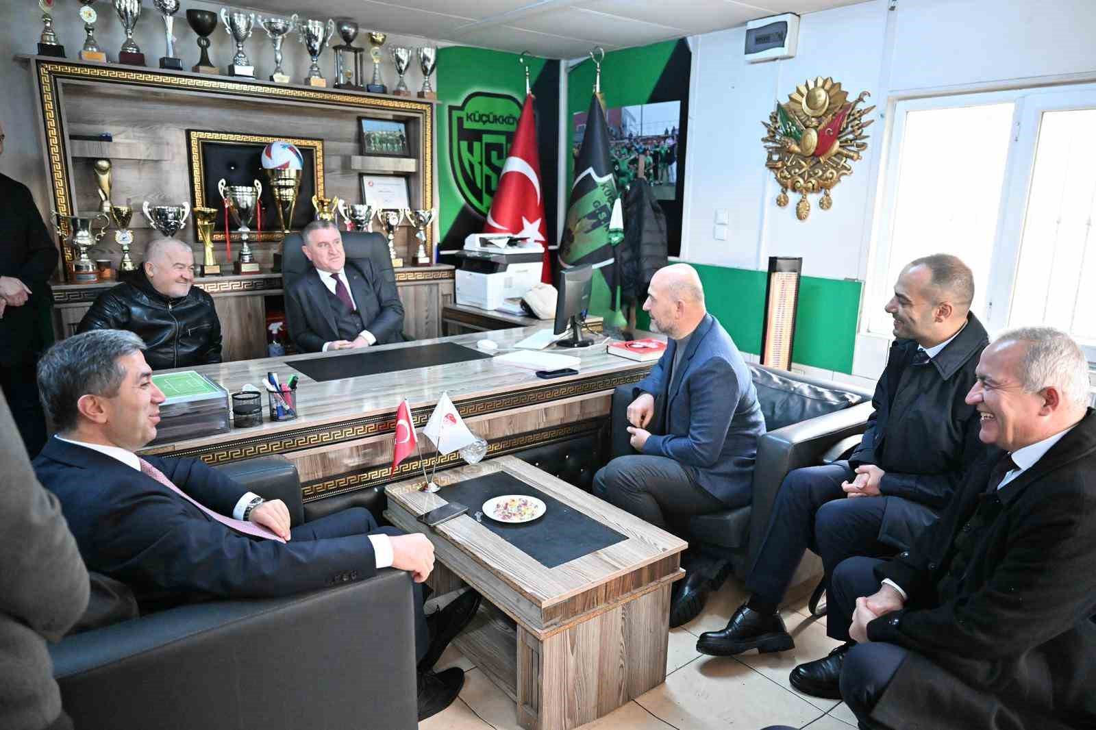 Gençlik ve Spor Bakanı Bak, Gaziosmanpaşa’da spor yatırımlarını yerinde inceledi