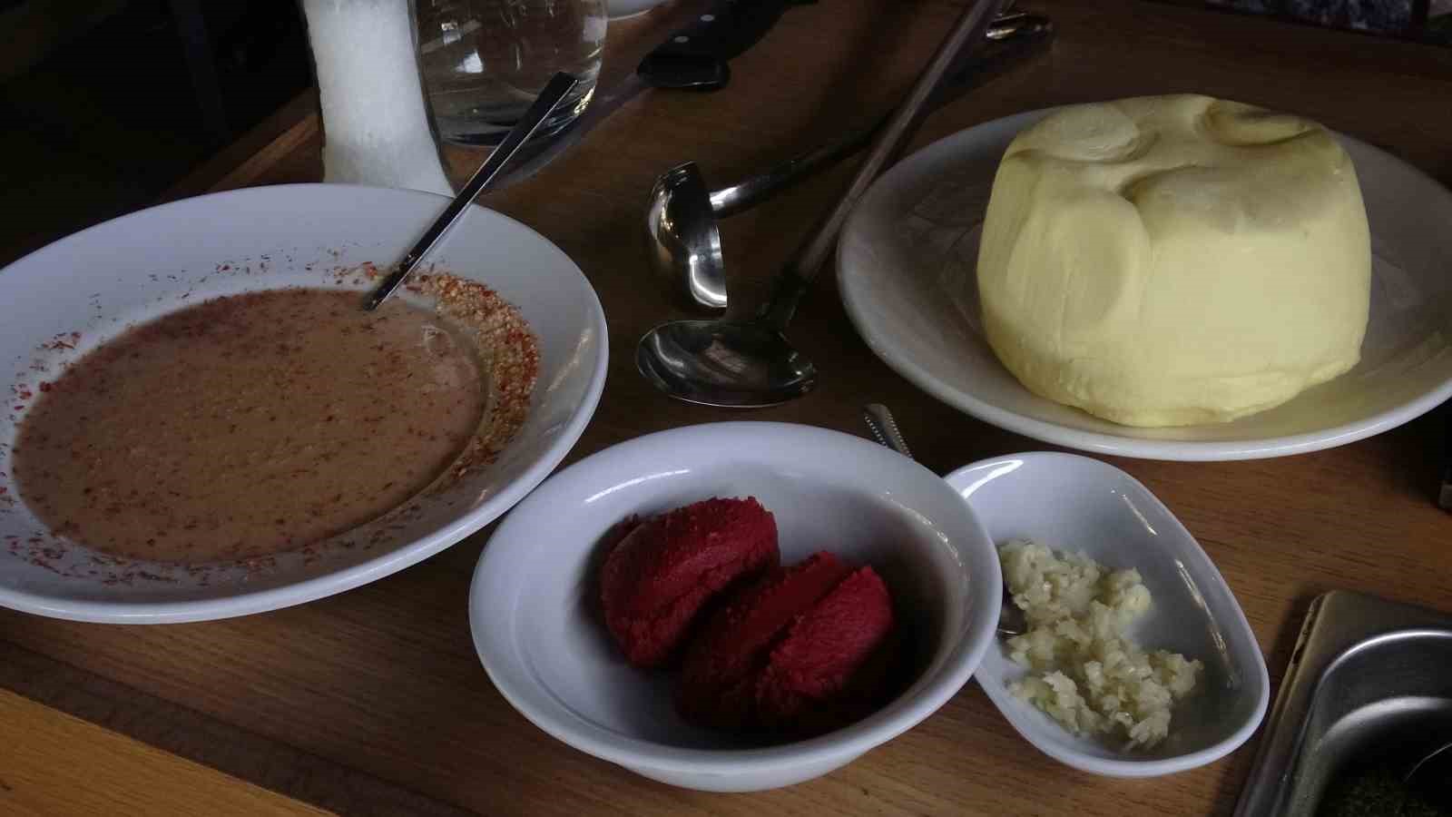 Kış aylarının doğal antibiyotiği tarhana çorbası yoğun talep görüyor