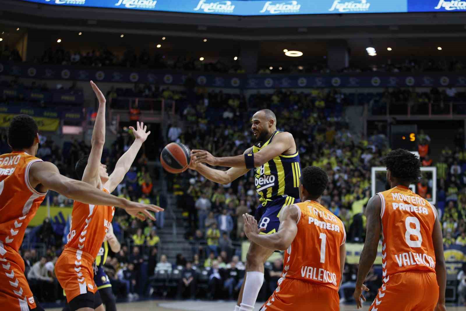 Euroleague: Fenerbahçe: 82 – Valencia Basket: 79