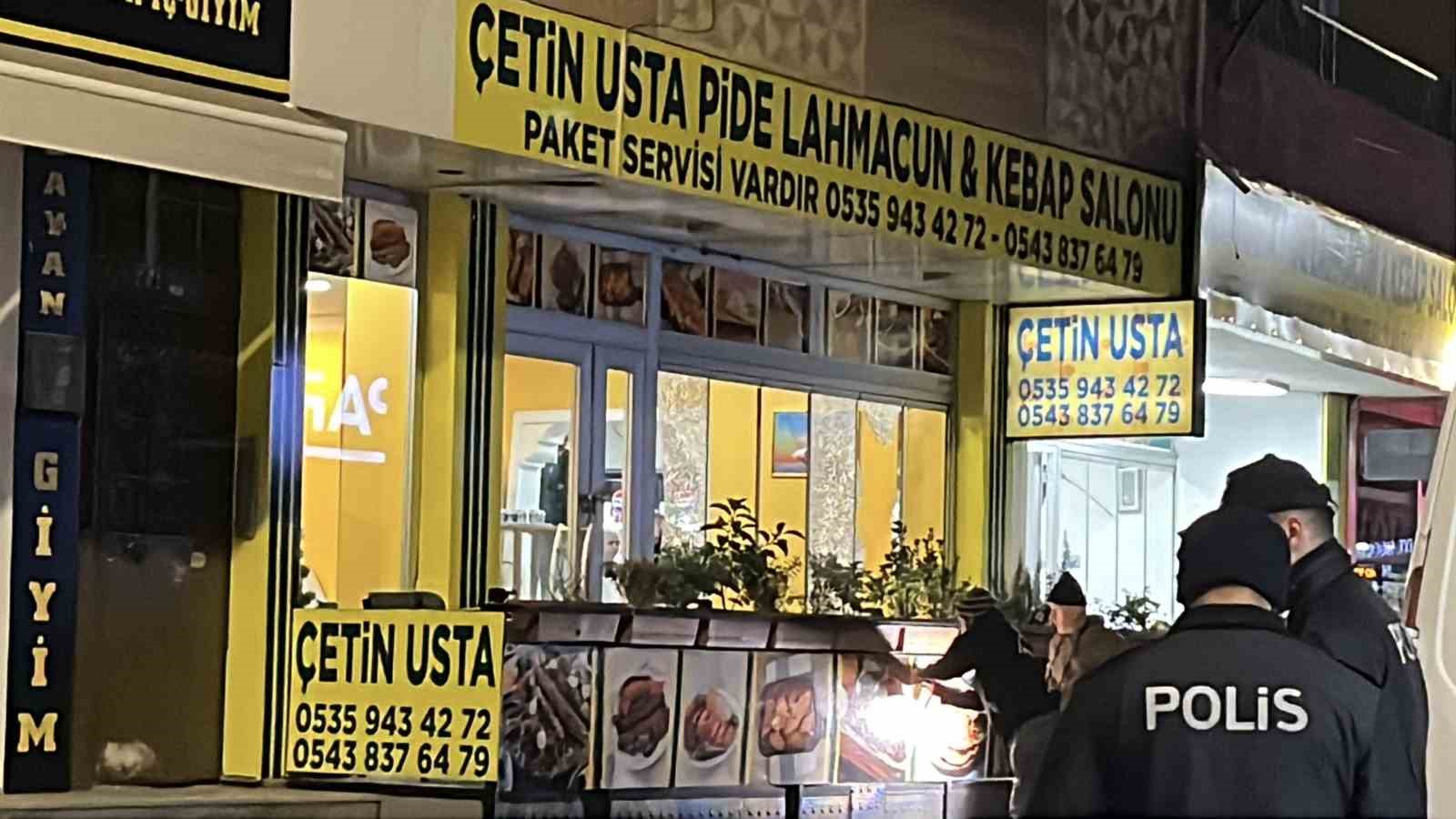 Kebapçıya kurşun yağdırdılar: 2 yaralı