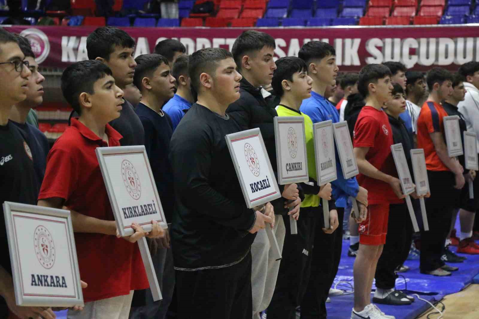 Karabük’te Okul Sporları Güreş Grup Müsabakaları başladı