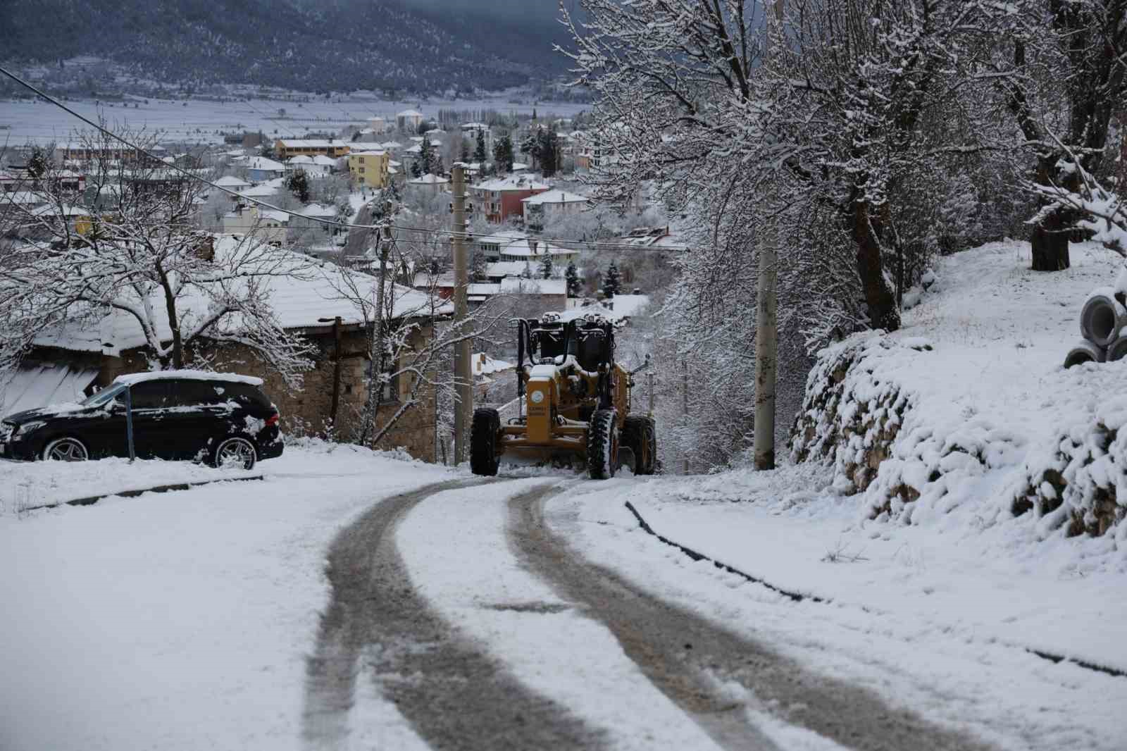 Çameli Belediyesi karla mücadele için teyakkuzda