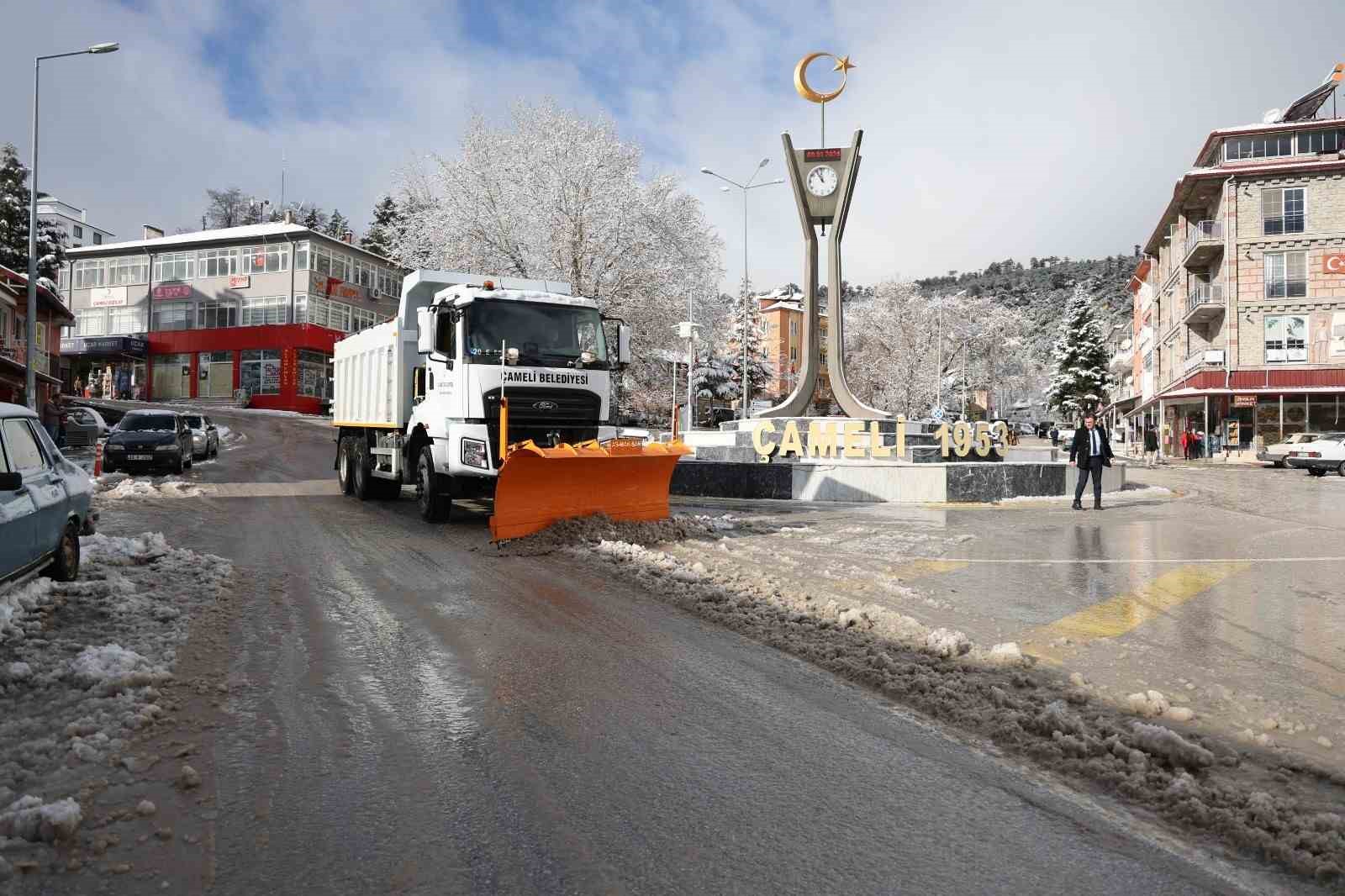 Çameli Belediyesi karla mücadele için teyakkuzda