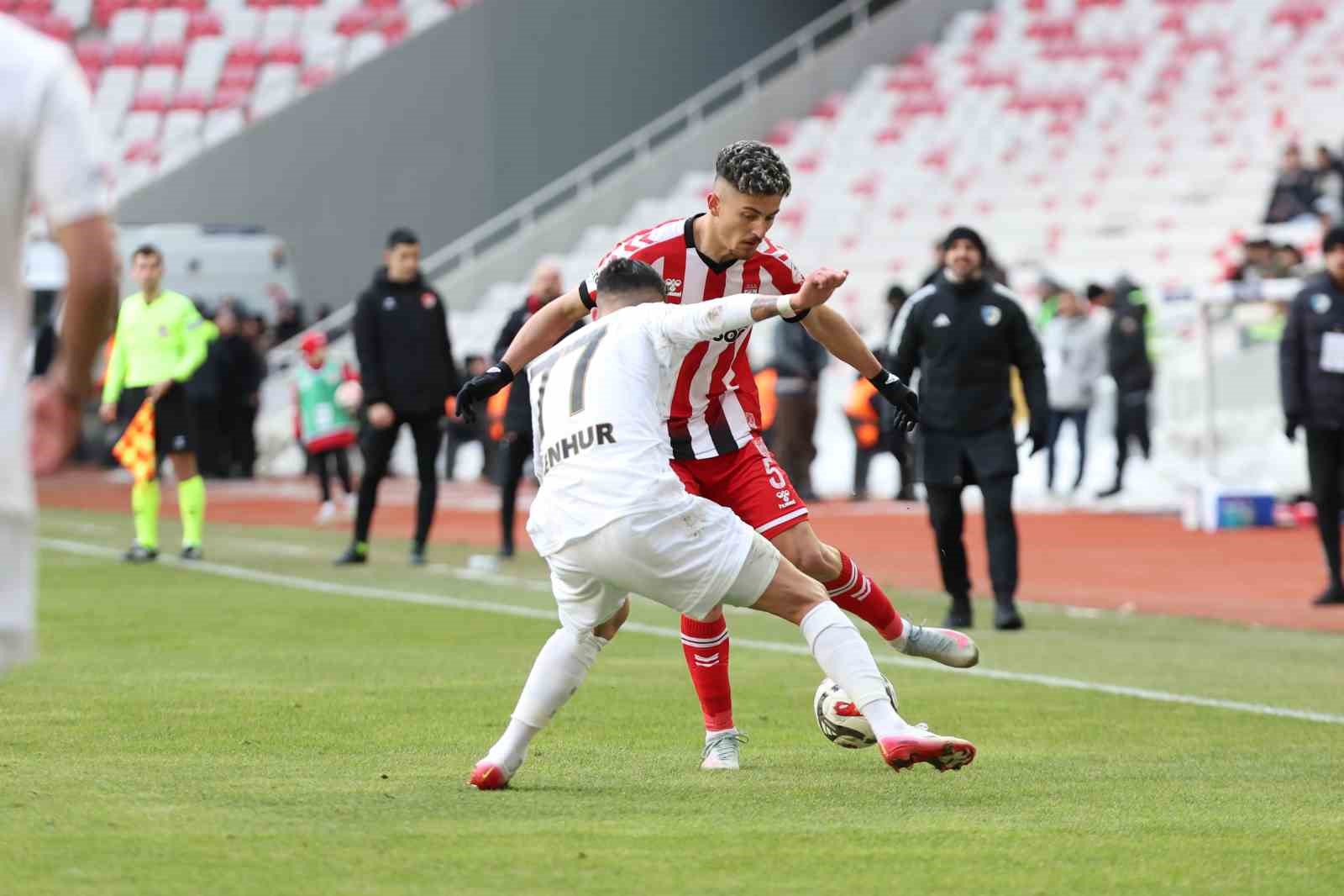 Trendyol 1. Lig: Özbelsan Sivasspor: 0 - Erzurumspor FK: 2