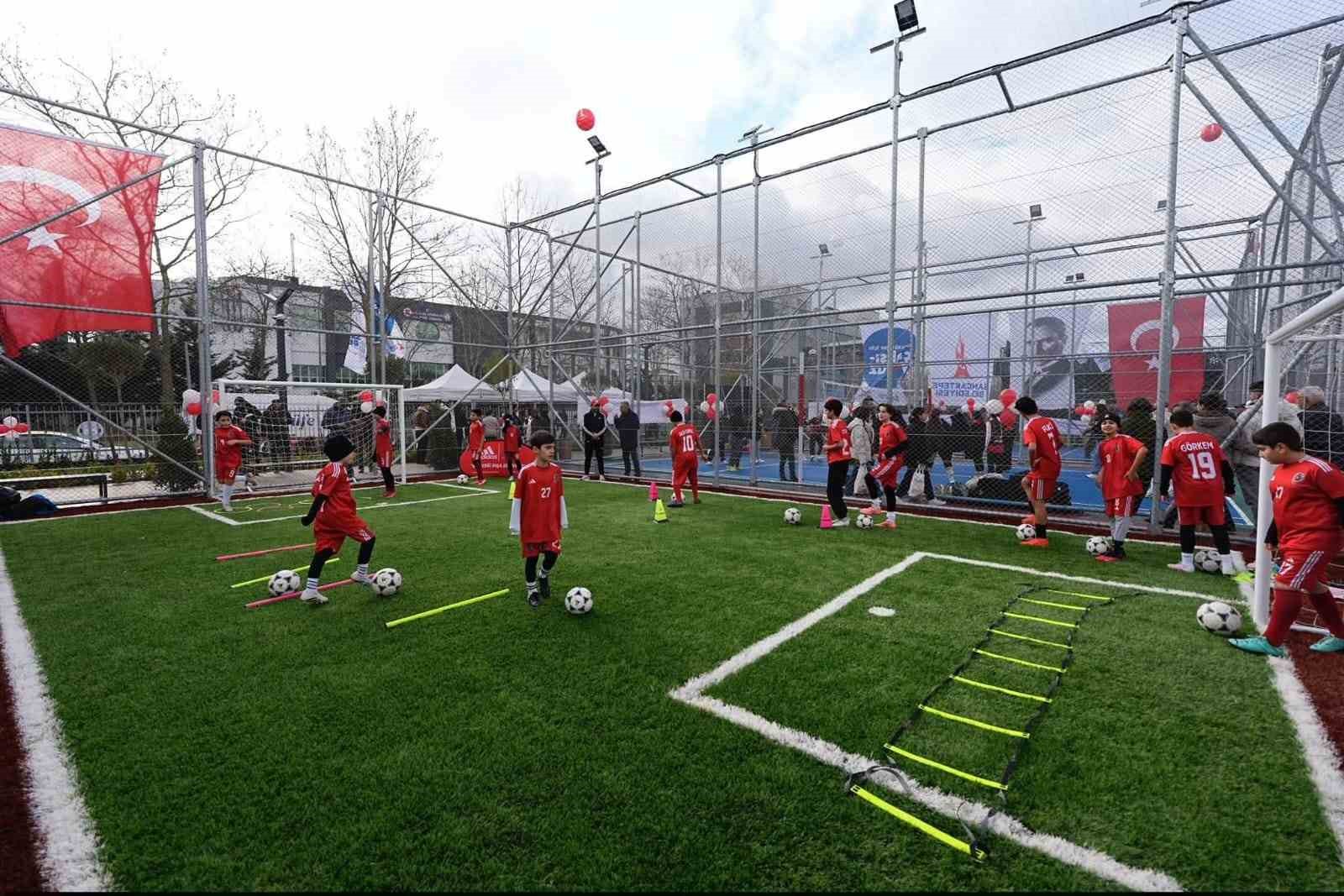 Sancaktepe’de gençliğe ve spora büyük yatırım: 19 Mayıs Gençlik ve Spor Parkı hizmete açıldı