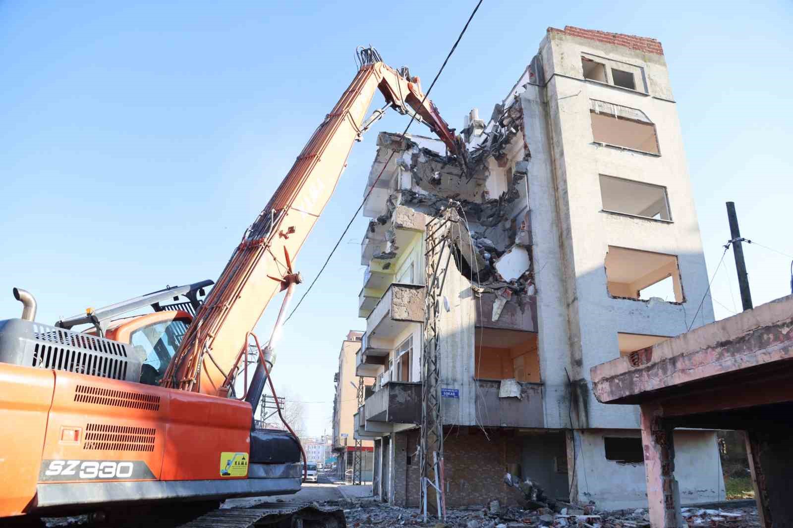 Canik’te depreme dayanıksız 2 bin 864 bağımsız birime neşter