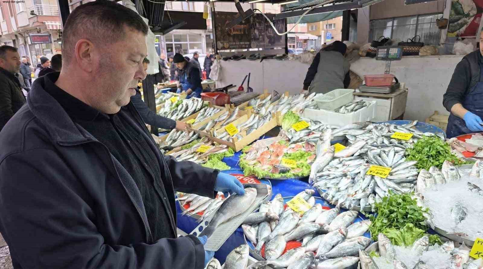 Sarıgöl’de su ürünleri satış yerleri denetlendi