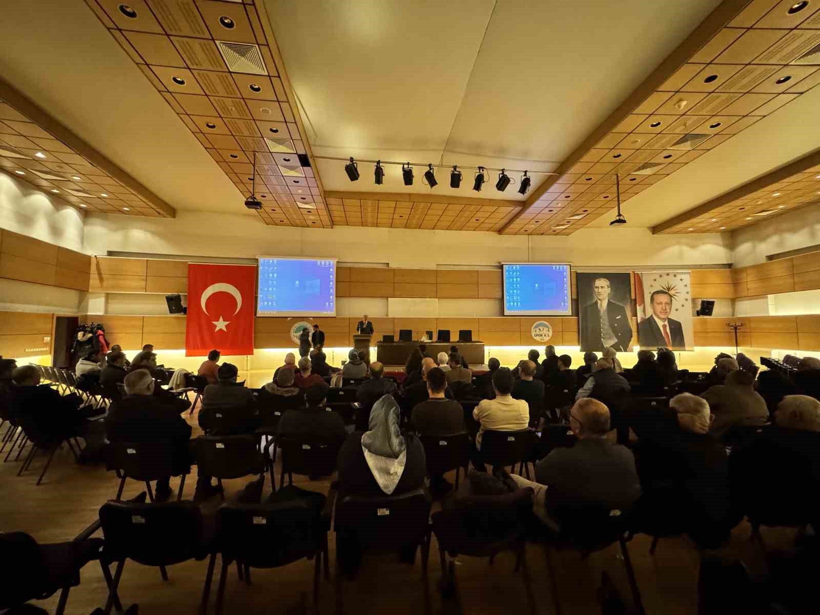 Büyükşehir’den doğal üretim bahçesini kullanacaklara organik üretim eğitimi