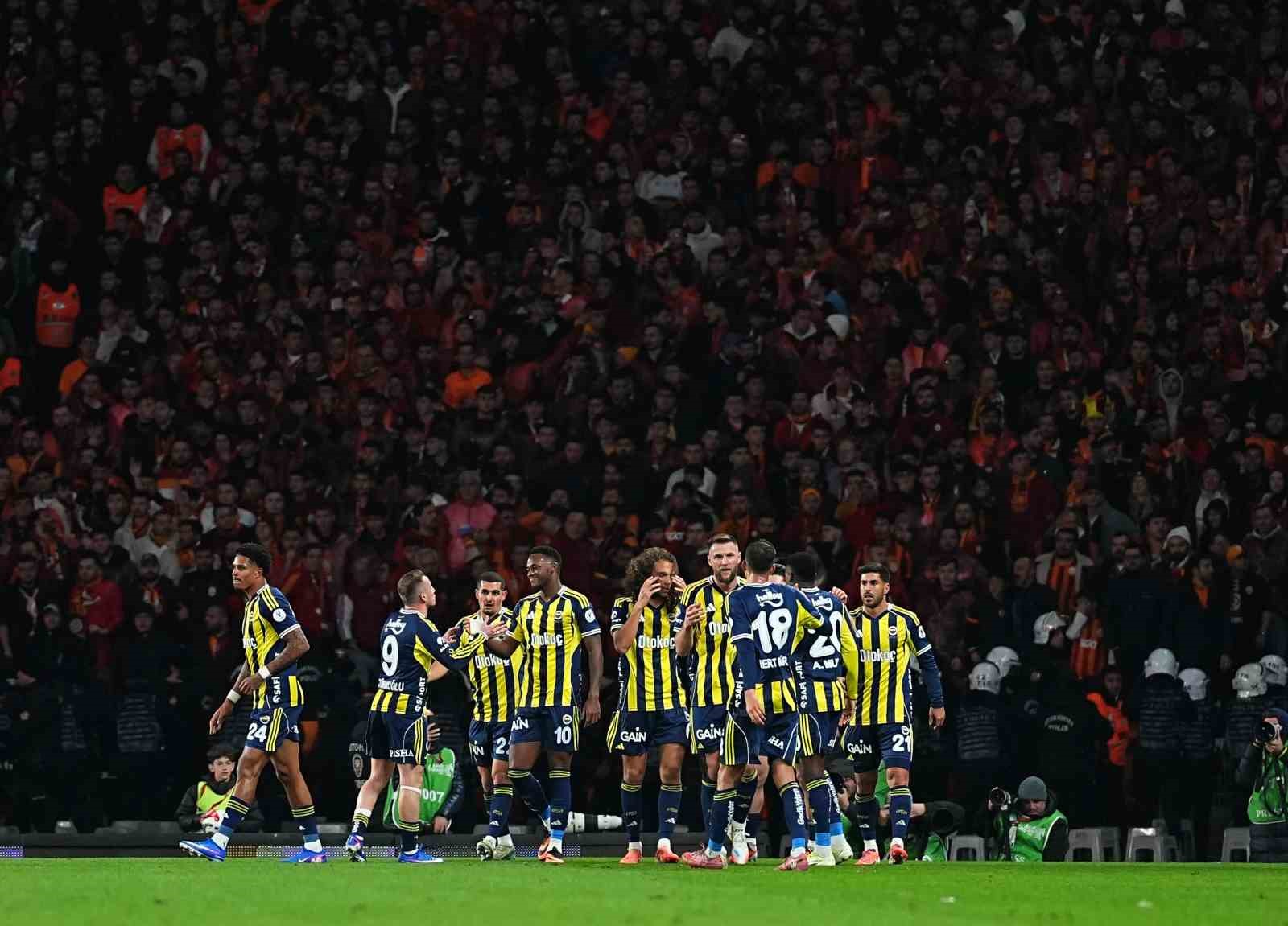 Fenerbahçe, 4 maç sonra Galatasaray’ı mağlup etti