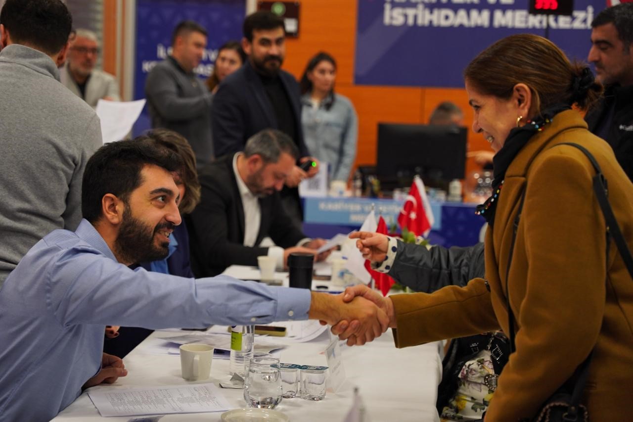 Tuzla Belediyesi’nde birebir görüşme: Başkan Bingöl komşularıyla buluştu