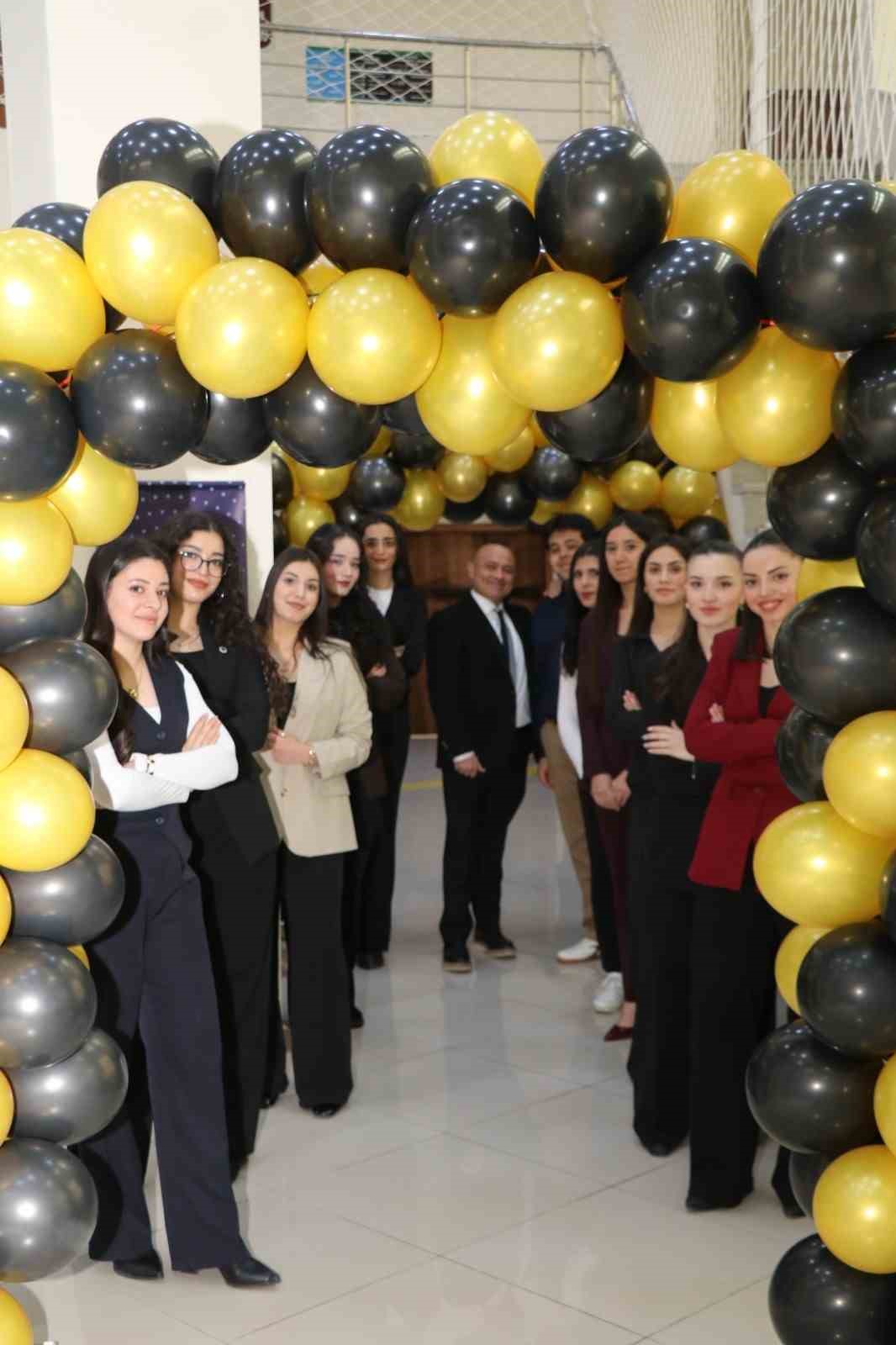 Oltu’da sektör-öğrenci işbirliği kulübü açıldı