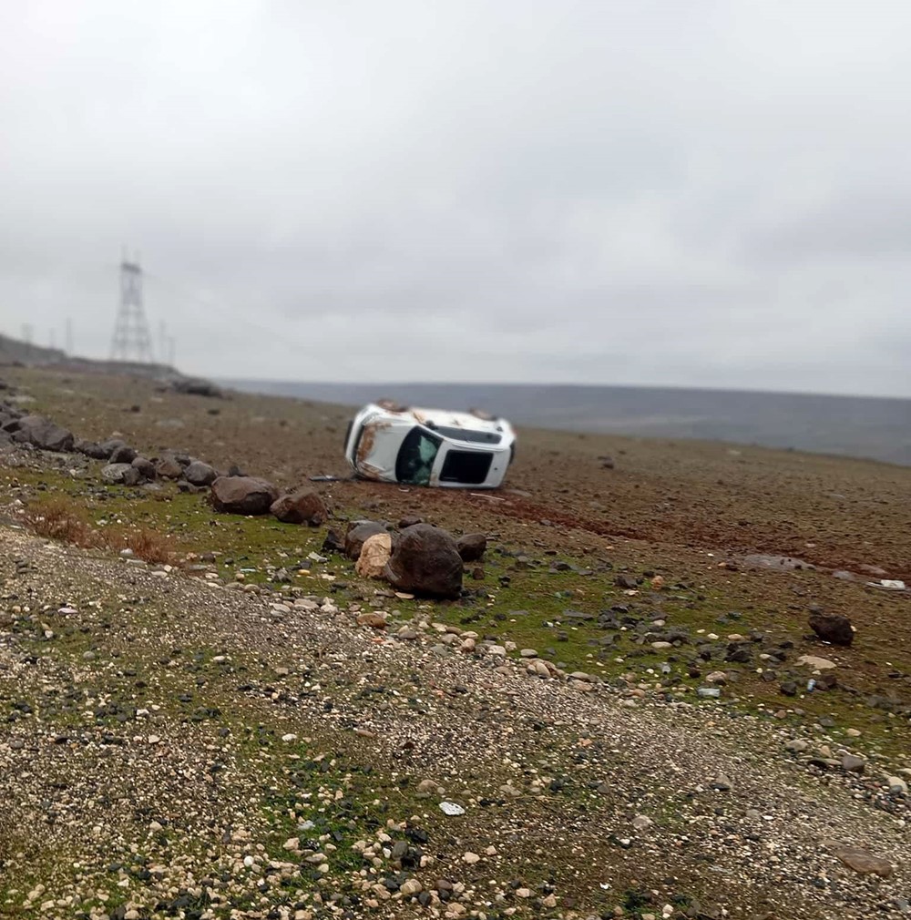 Gercüş’te araç takla attı, sürücü yara almadan kurtuldu