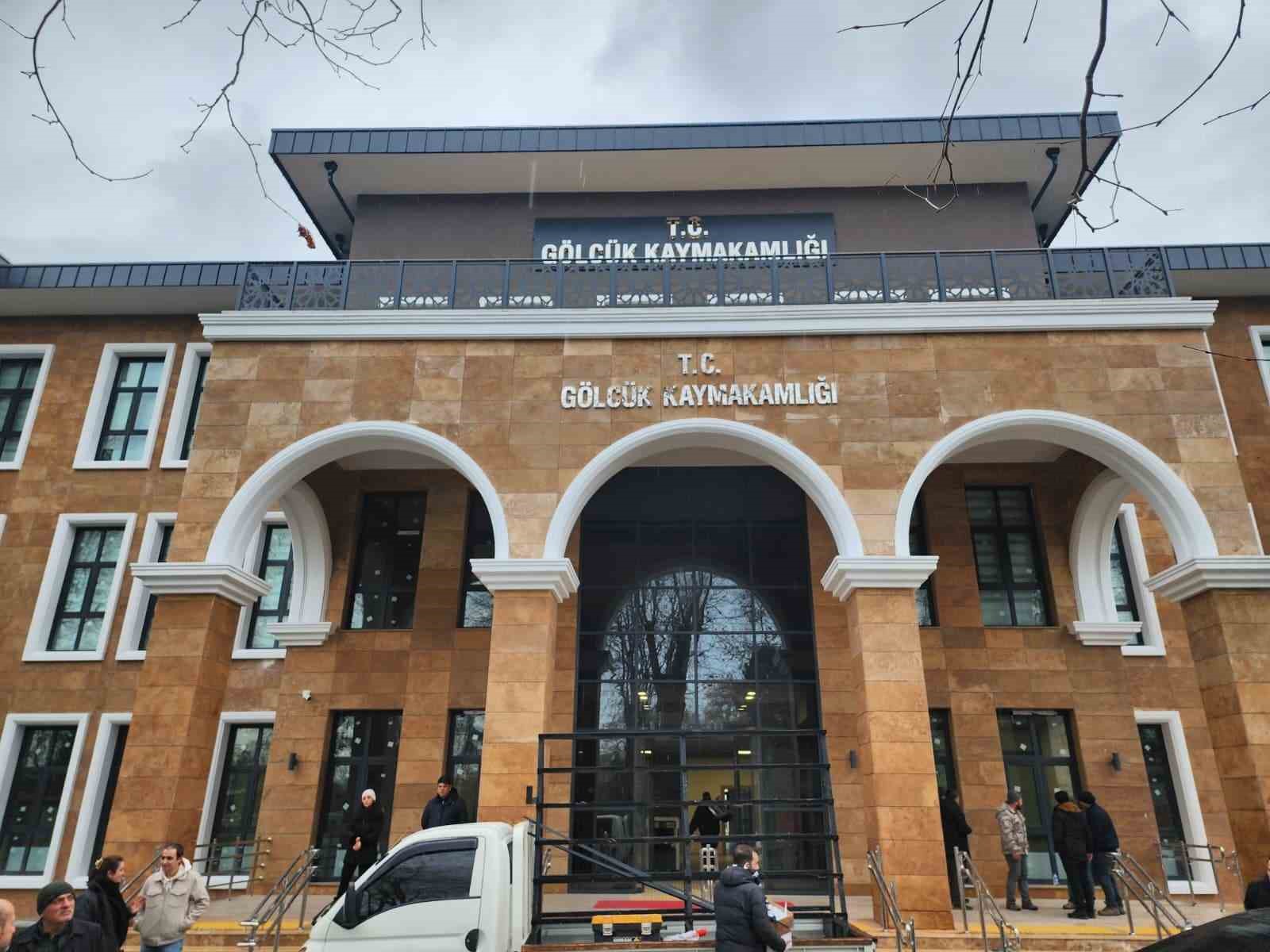 Gölcük’te yeni Hükümet Konağı binasında sona gelindi