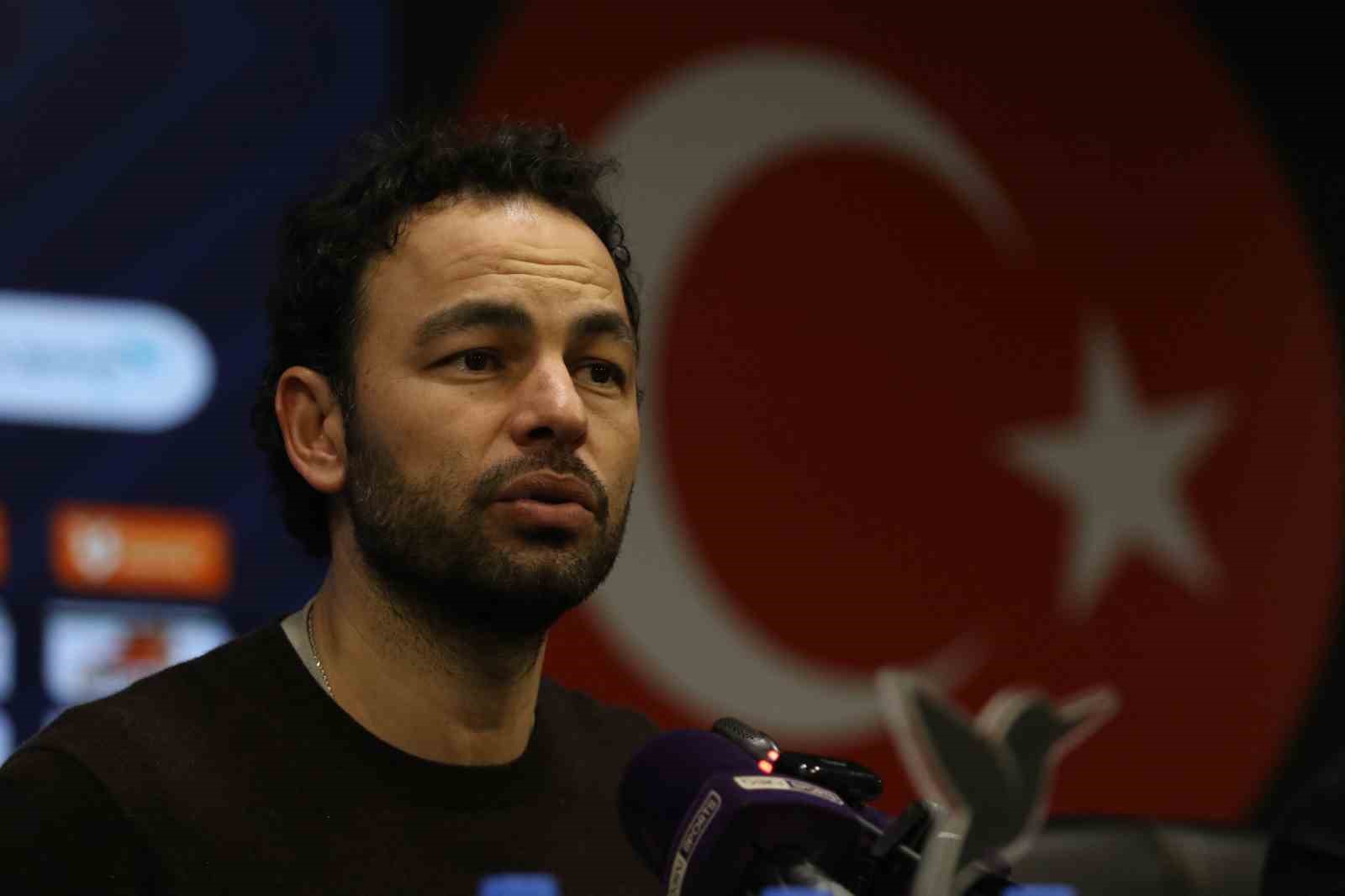 Selçuk inan: “Pozisyonu izledim, yüzde 100 fauldü”