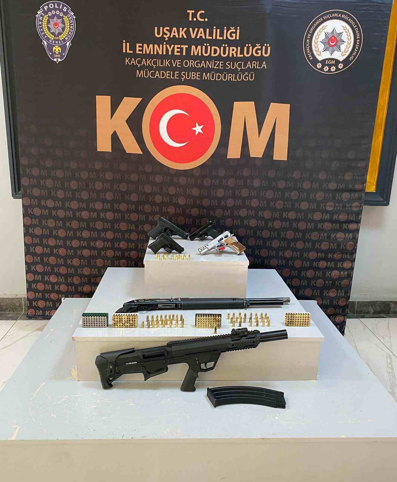 Sosyal medya hesabından silah paylaşamı yapan 6 kişi gözaltı alındı