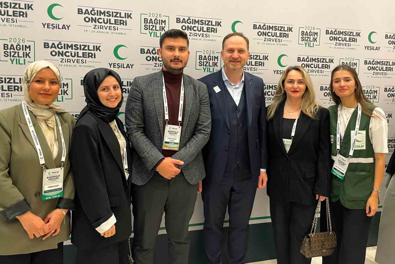 SUBÜ Yeşilay Topluluğu öğrencileri, Bağımsızlık Öncüleri Zirvesi’nde yer aldı