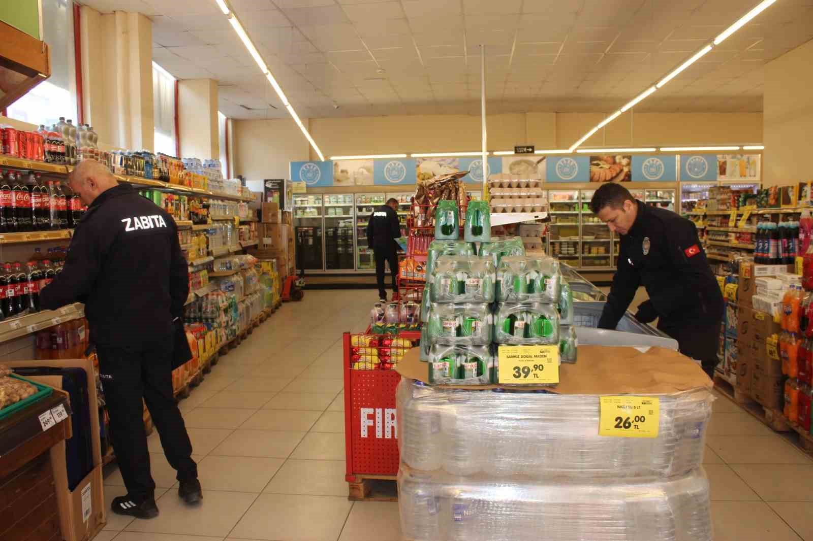 Sultanhisar’da zabıta ekipleri marketleri denetledi