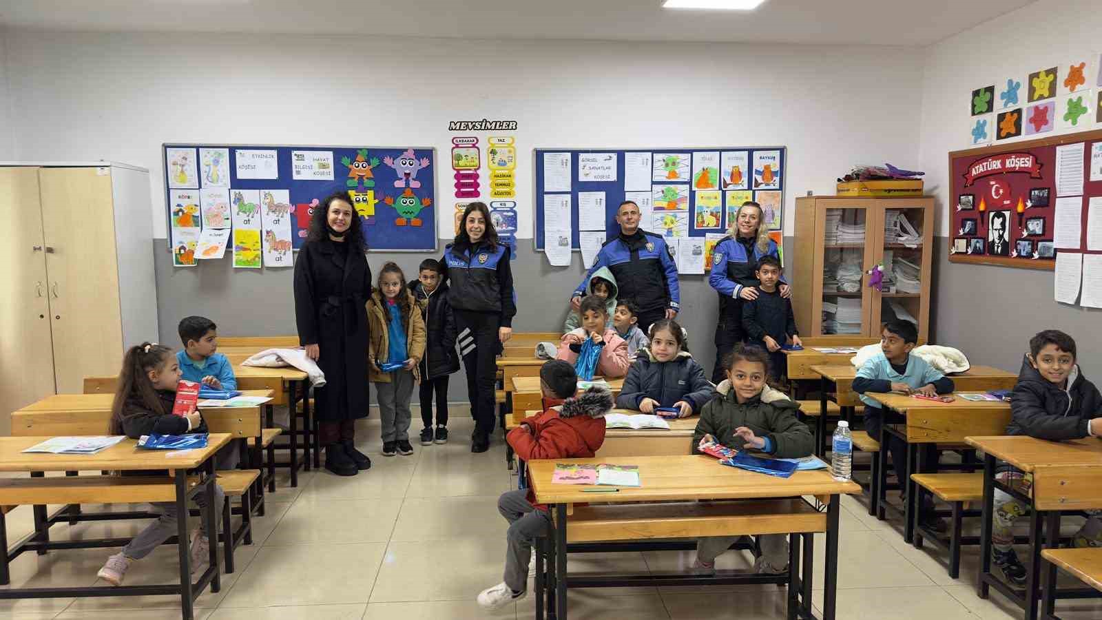 Tekirdağ Emniyeti’nden öğrencilere karne sürprizi