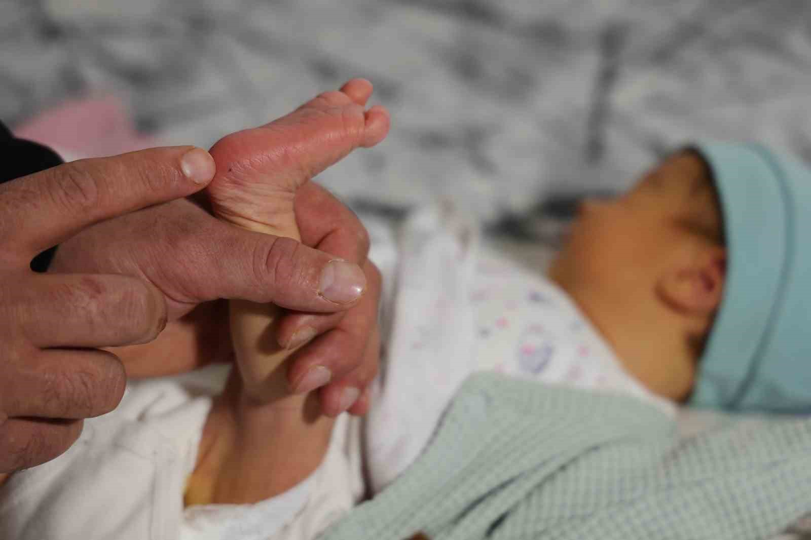 Topuk kanı çıkmazı: Bebeklerine kayyum atanması endişesiyle yaşıyorlar