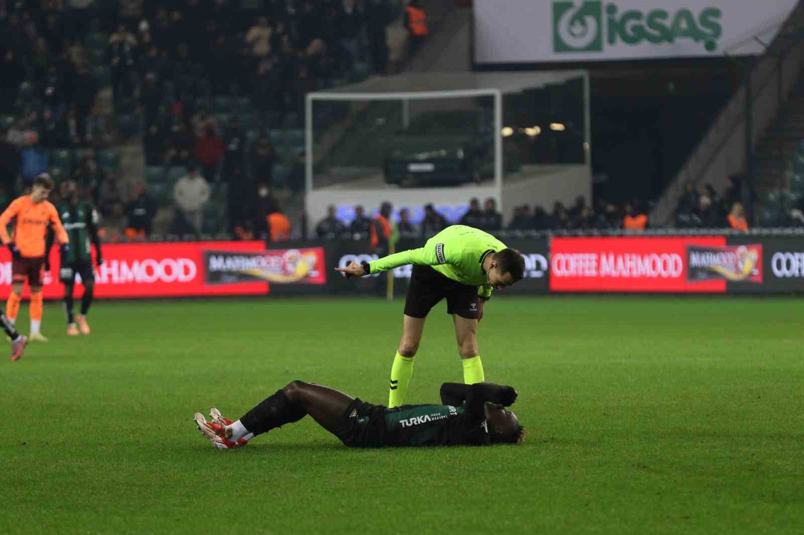 Trendyol Süper Lig: Kocaelispor: 1 – Trabzonspor: 2 (Maç sonucu)