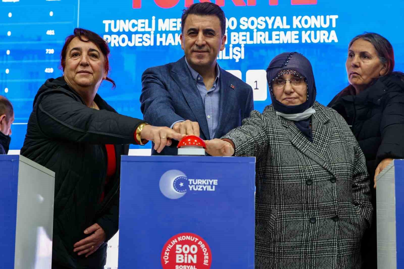 Tunceli’de 875 sosyal konutun kura çekimi gerçekleşti