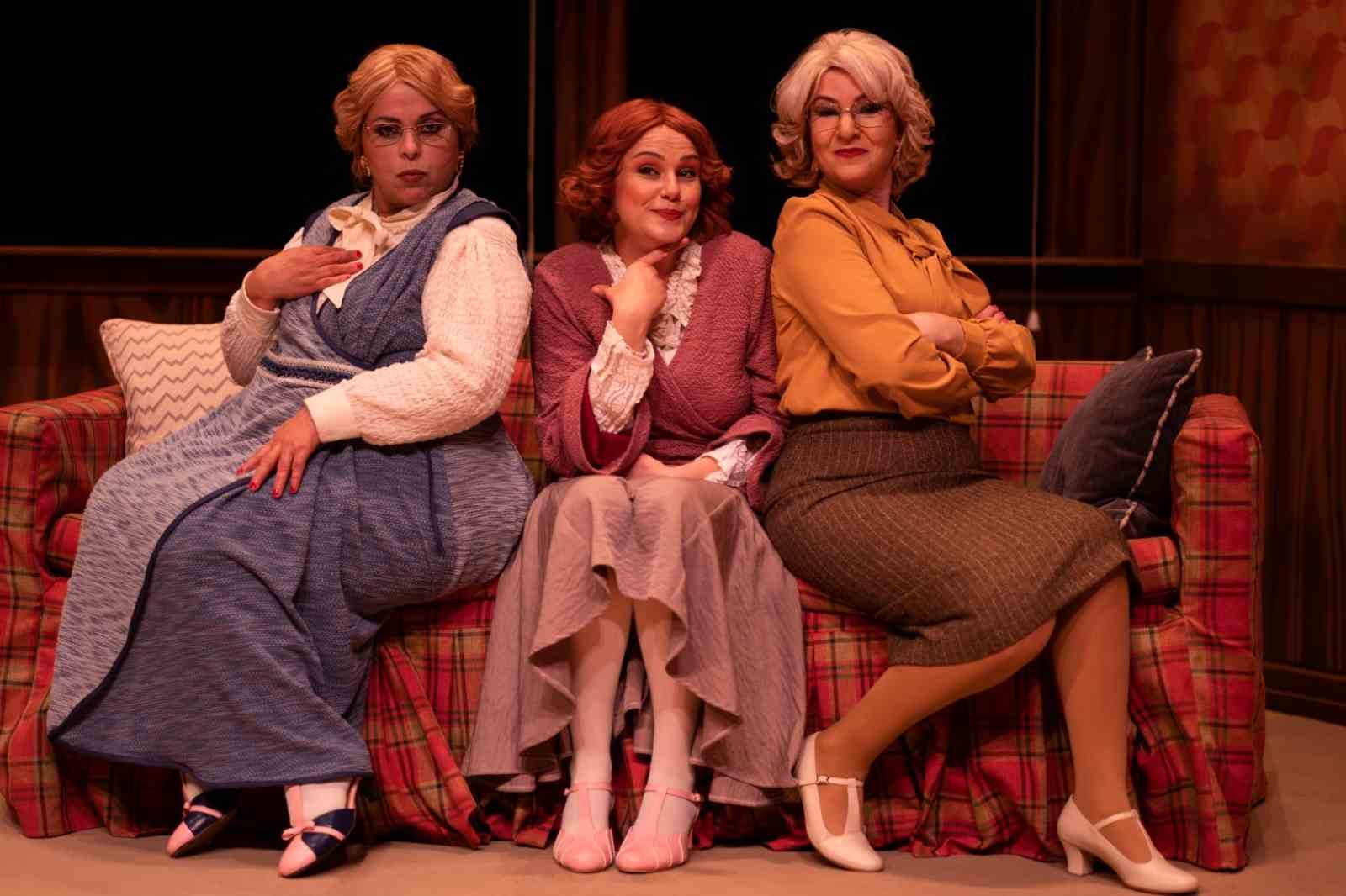 “Üç Jokerli Konken” Gebze’de sahnelendi